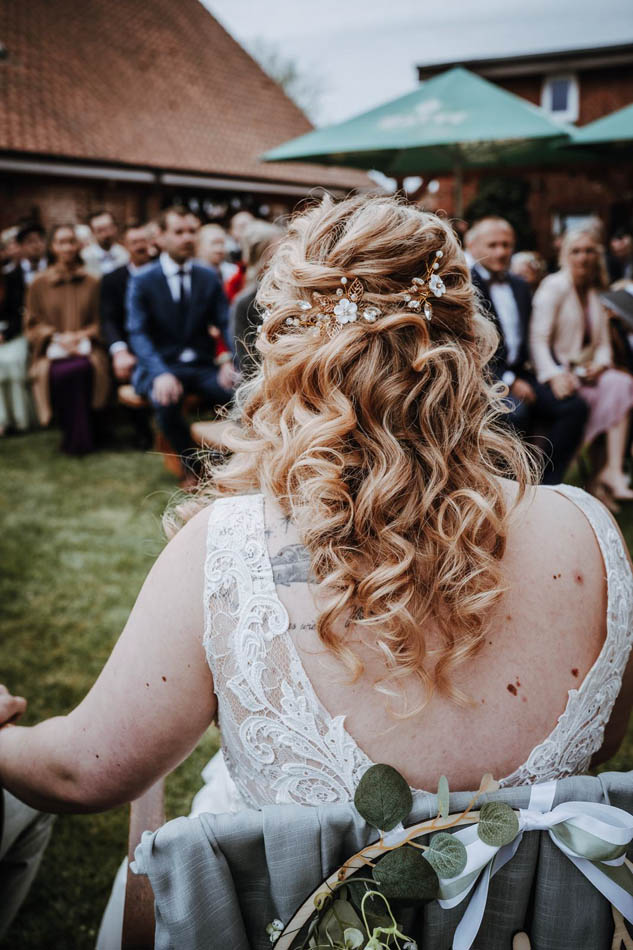 Referenz-Iwona-Marek-Hochzeitsfrisur-1000144305