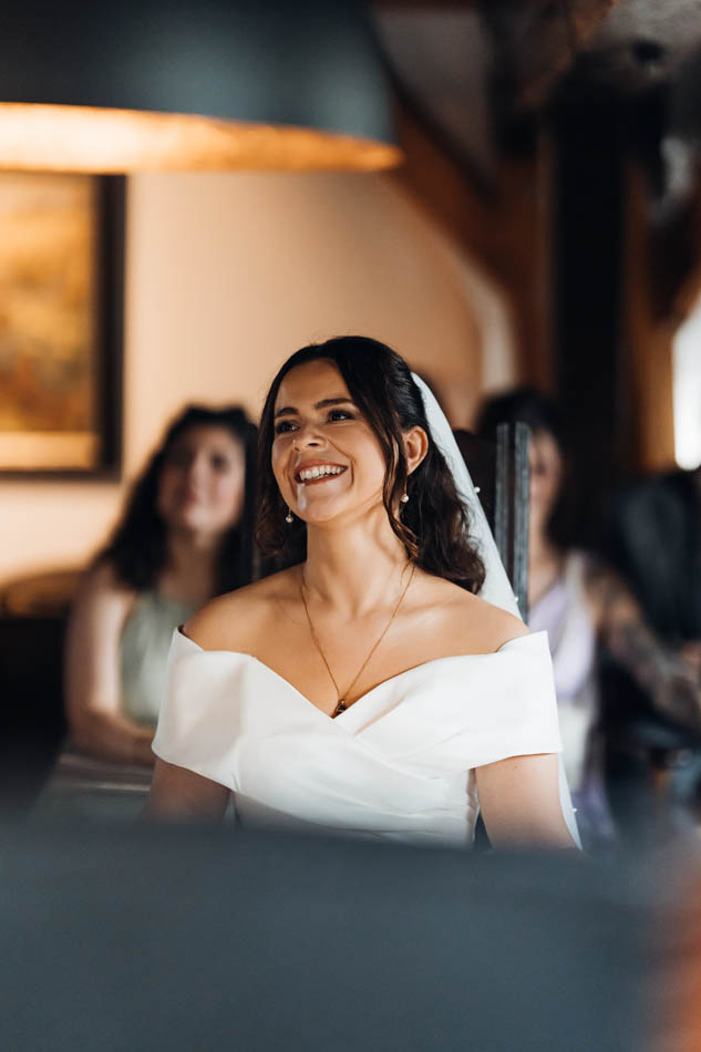 Referenz-Iwona-Marek-Hochzeitsfrisur-1000145647